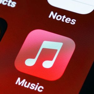 Apple Shuts Down This Apple Music Service That Worked Through Siri: What Happens Now