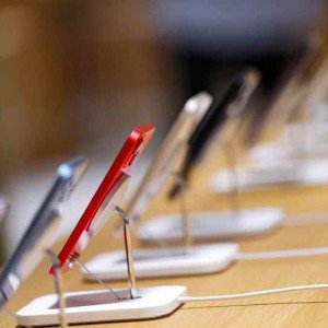 Apple Tops Global Smartphone Revenue With 43 Per Cent Share In Q3: Counterpoint