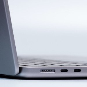 M2 MacBook Air hits $830, Anker Nano USB-C chargers from $11, iPhone 15 aluminum bumper cases, more